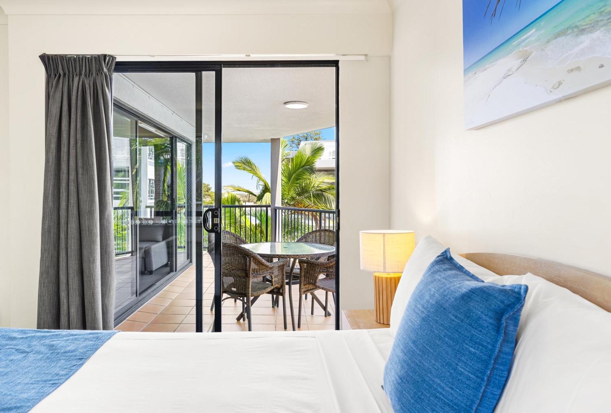 Belaire Place Motel Apartments Caloundra Exterior foto