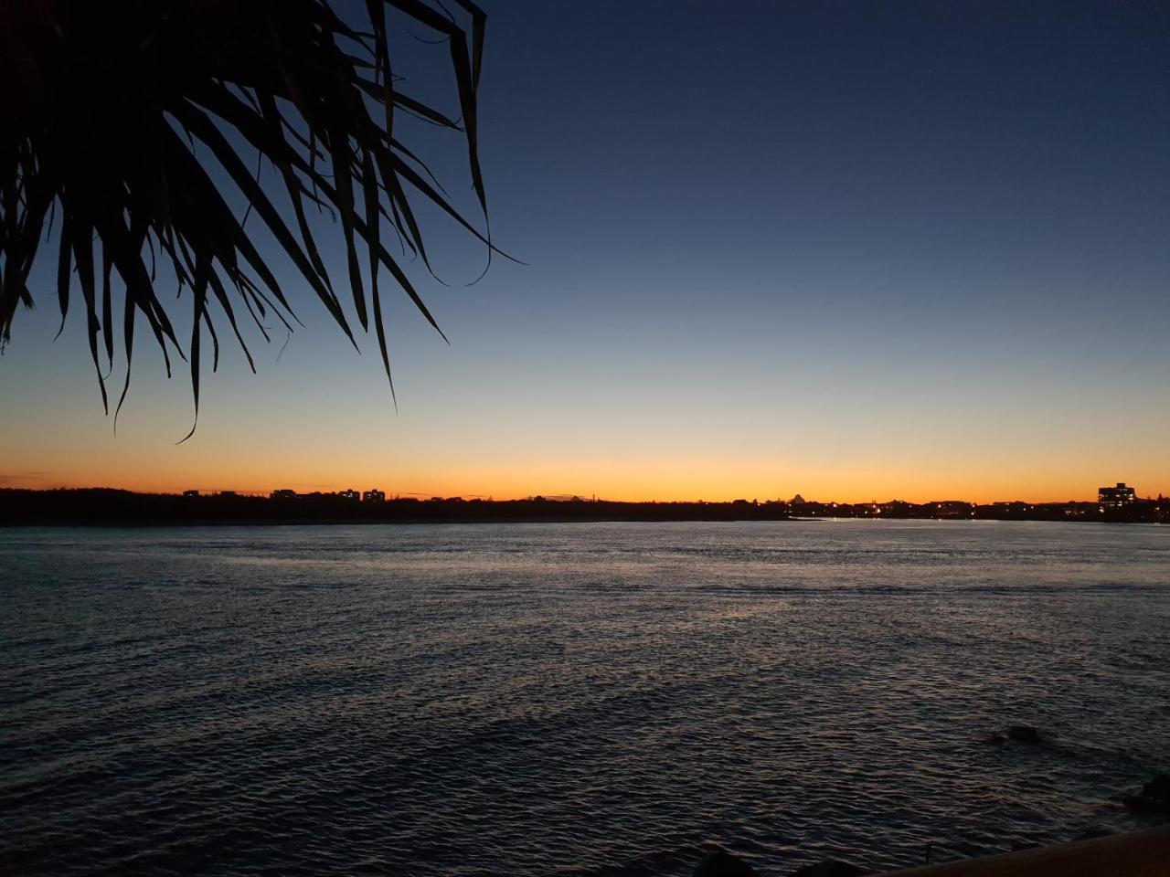 Belaire Place Motel Apartments Caloundra Exterior foto