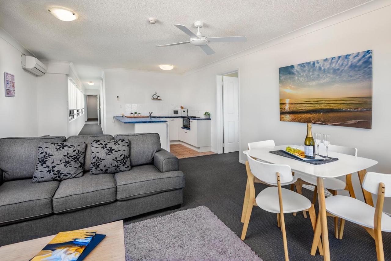 Belaire Place Motel Apartments Caloundra Exterior foto